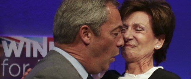 UKIP farage lider diane james051016.jpg