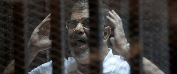 mursi-mısır-hapis220415.jpg