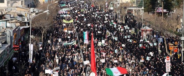 iran devrim muhafızları070118.jpg