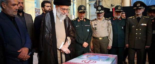iran hamaney israil130418.jpg