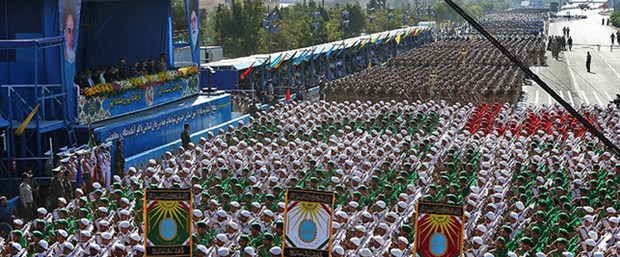 iran asker.jpg