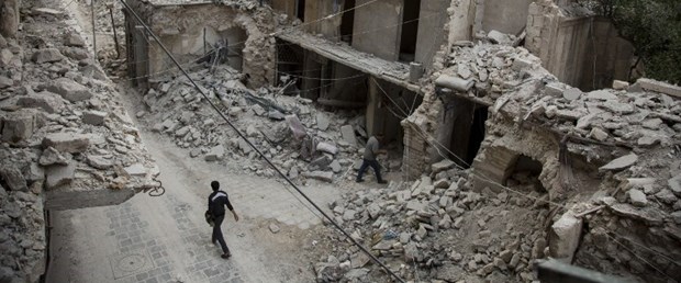 suriye iran komutan100616.jpg