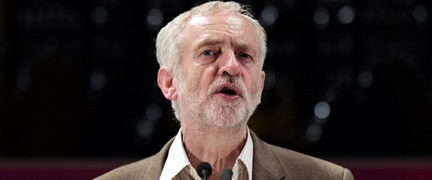 corbyn-kraliçe-ingiltere081015.jpg