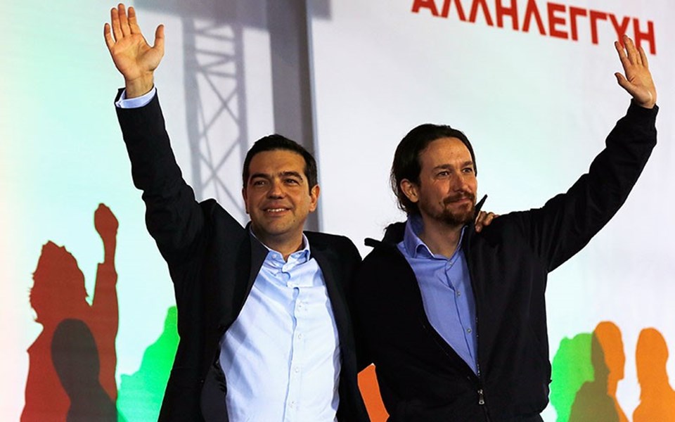 Syriza'nın çizgisinden giden İspanyol parti Podemos'un 36 yaşındaki lideri Pablo Iglesias, Yunanistan Başbakanı Aleksis Çipras ile birlikte