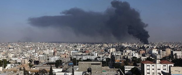 israil gazze sınırı bombalama.jpg