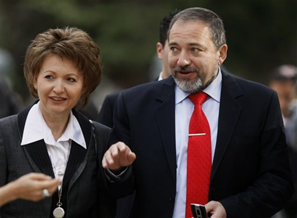 İsrail'in yeni Dışişleri Bakanı Avigdor Lieberman ve eşi Ela
