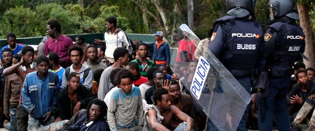 18Migrants1-superJumbo.jpg