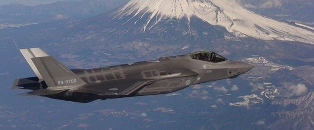 f35japan.jpg