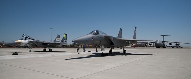 f-15.jpg