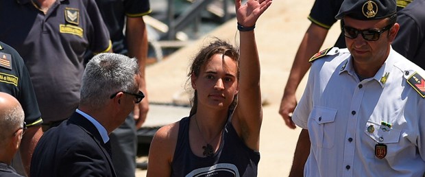 Kaçak göçmenleri kurtaran Alman gemi kaptanı serbest kaldı ile ilgili görsel sonucu