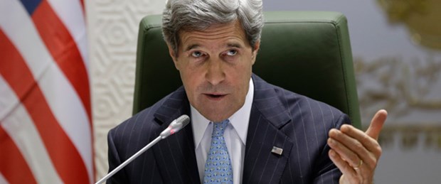 Kerry: Suriyeli muhalifleri eğitiyoruz