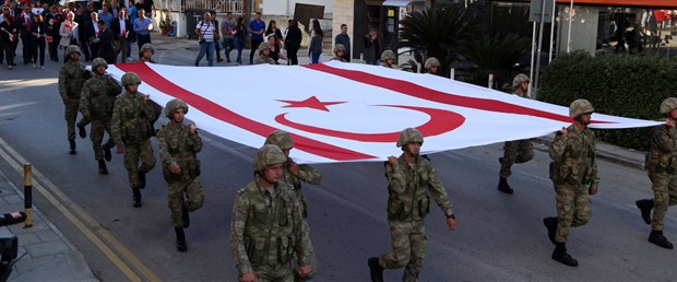 kıbrıs sınır kapısı121118.jpg