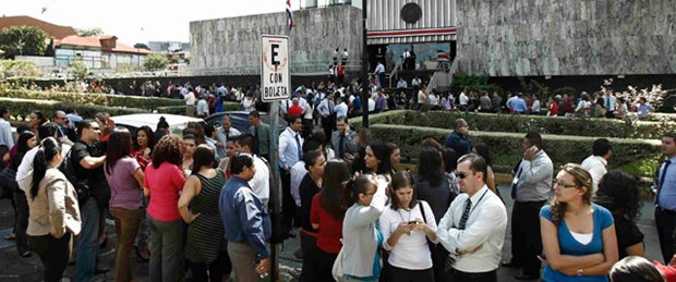Kosta Rika'da 7.6 büyüklüğünde deprem