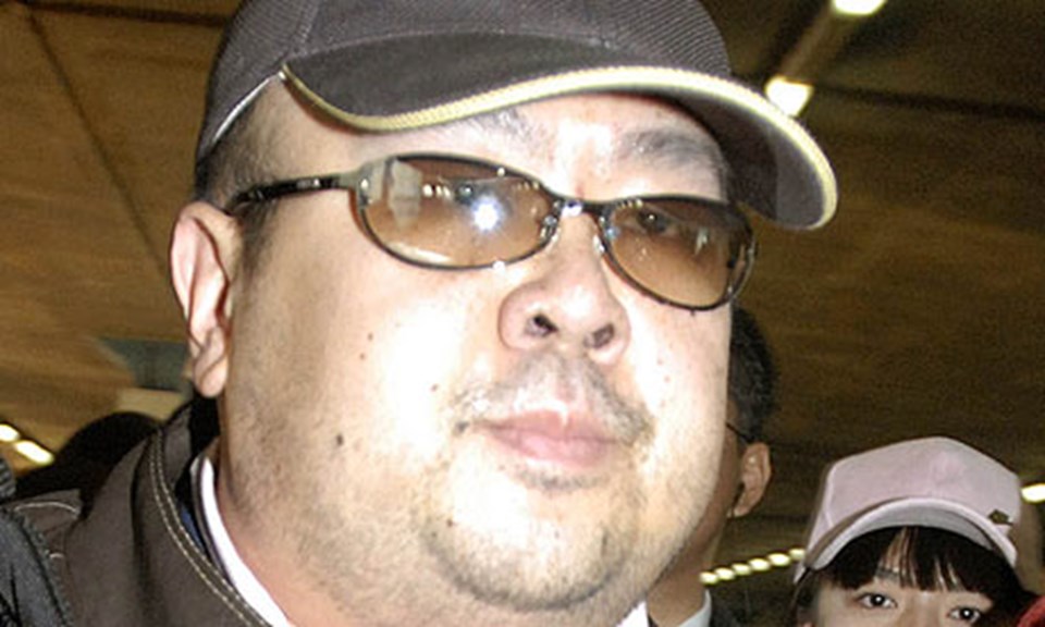 Büyük kardeş Kim Jong Nam, sahte pasaport skandalı yüzünden gözden düştü.