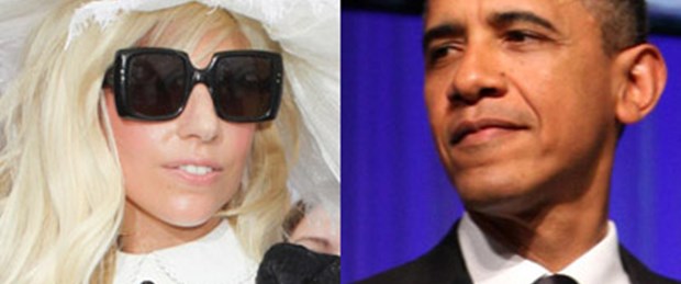 Lady Gaga Obama'nın arkasında