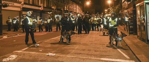 londra siyahi gerginlik260617.jpg