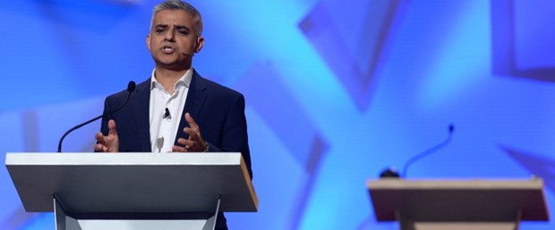 sadık han toma londra020716.jpg
