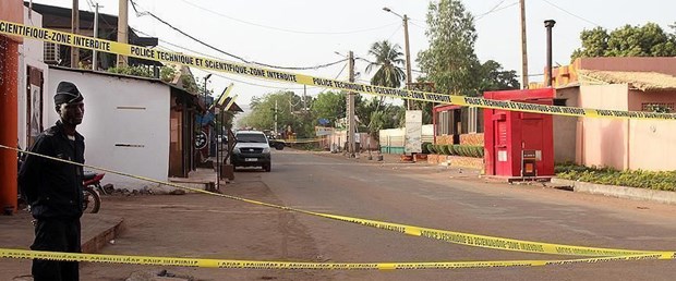 mali polis.jpg