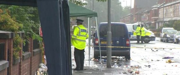 manchester polis.jpg