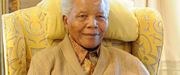 Mandela hastaneye kaldırıldı