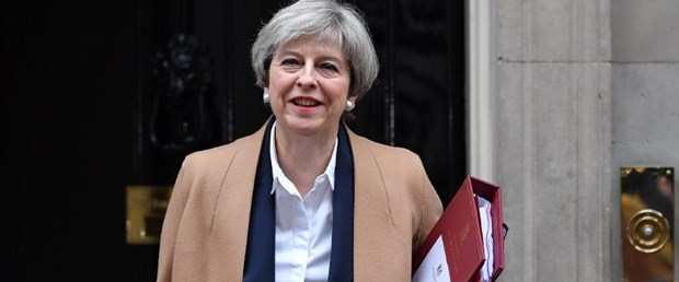 theresa may ingiltere290317.jpg