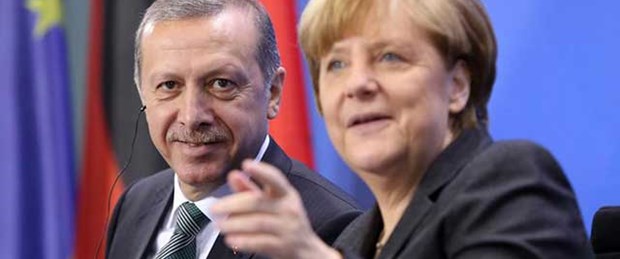 Merkel'den Erdoğan'a 'itidal' çağrısı
