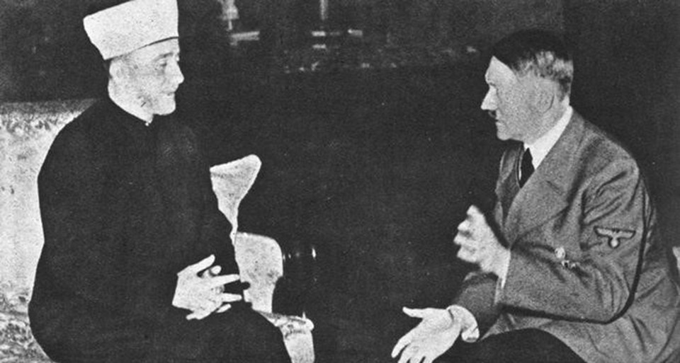Dönemin Filistin müftüsü Hacı Emin Hüseyni 1941 yılında Berlin'e giderek Adolf Hitler'le görüştü.