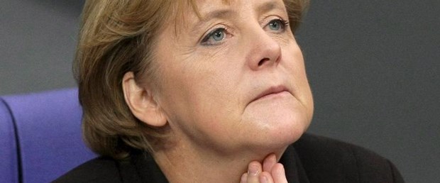 Merkel'in helikopteri düşme tehlikesi atlattı