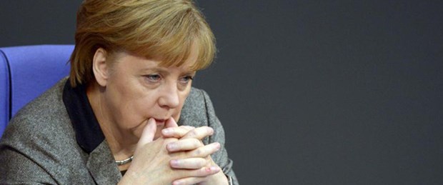 Merkel'in zor kararı