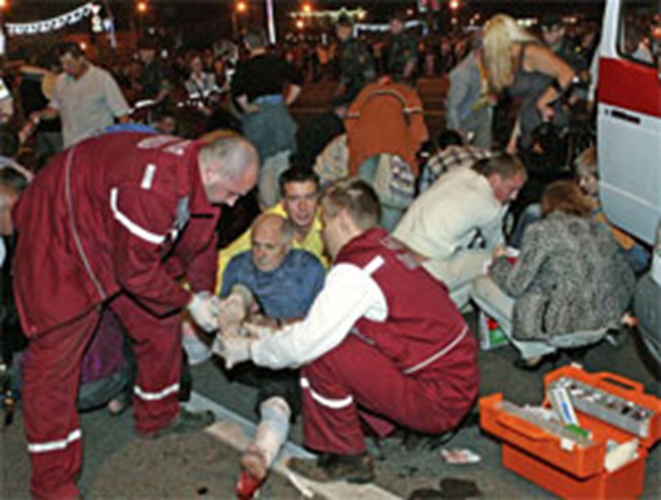 2008'in temmuz ayında, Lukaşenko’nun da katıldığı konsere düzenlenen bombalı saldırıda 50 kişi yaralanmıştı.
