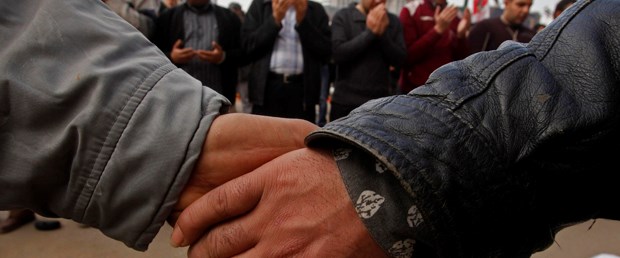 Mısır’da eylemciler Meclis’i kuşattı