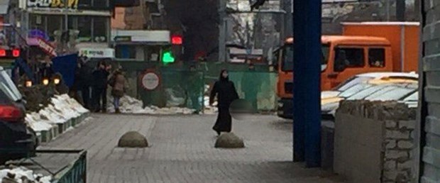 moskova-metro-kadın-kafa290216.jpg