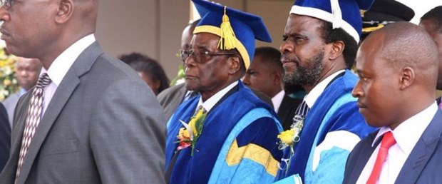 zimbabve mugabe askeri darbe tören171117.jpg