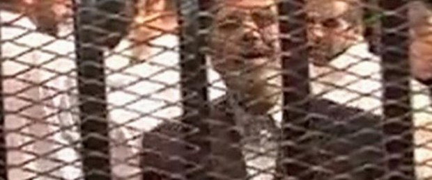 Mursi: Beni darbeden önce kaçırdılar