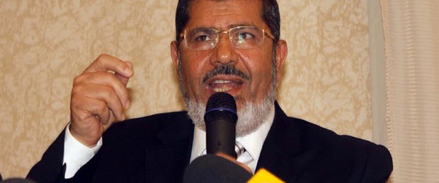 Mursi geri adım attı