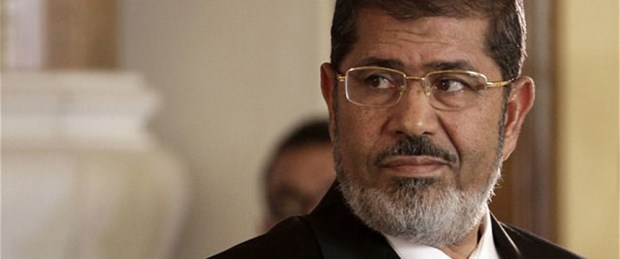 Mursi'den orduya tutuklama yetkisi