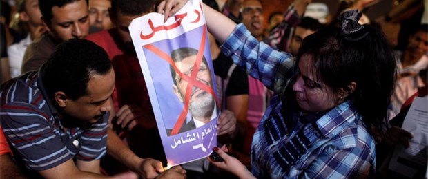 Mursi'den özeleştiri ve çağrı