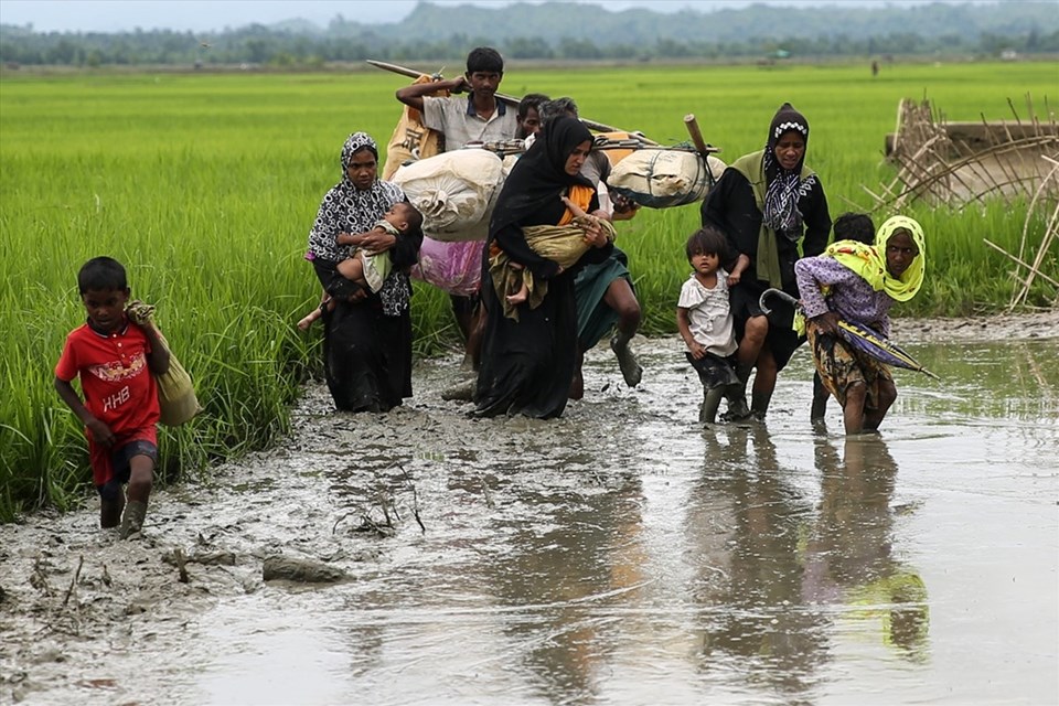 Naf Nehri, Myanmar'daki zulümden kaçanların Bangladeş'e sığındığı sınır bölgesi.
