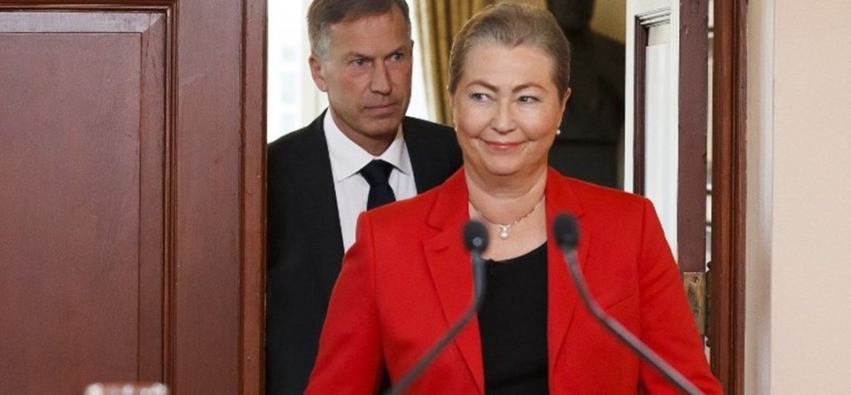 2015 Nobel Barış Ödülü'nün Tunus Ulusal Diyalog Komitesi'ne verildiğini Nobel Komitesi Başkanı Kaci Kullmann Five açıkladı.