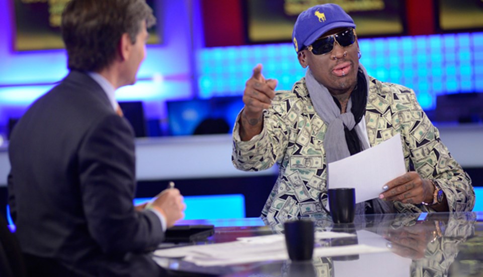 Rodman, ABC televizyonuna her zamanki gibi ilginç bir kıyafetle çıktı.
