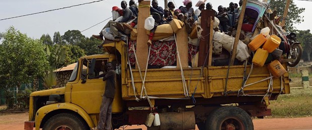 güney afrika kamyon kaza060717.jpg