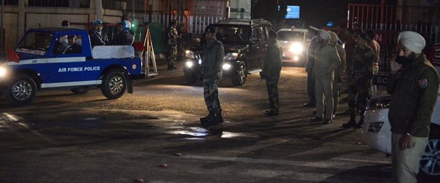 pakistan hindistan sınır020419.jpg