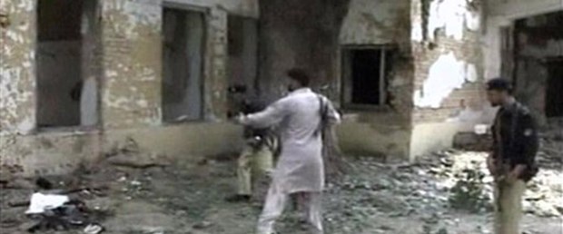 Pakistan’da intihar saldırısı: 17 ölü