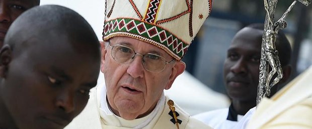 papa-afrika-ziyaret271115.jpg