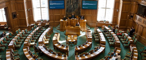 danimarka parlamento.jpg