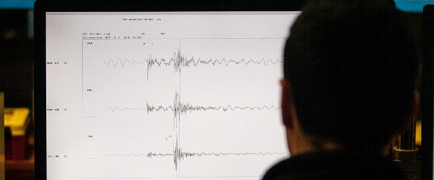 şili deprem101017.jpg