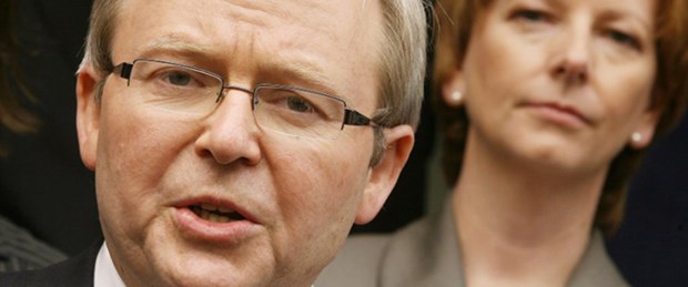 Rudd 4 yıl sonra koltuğunu geri aldı