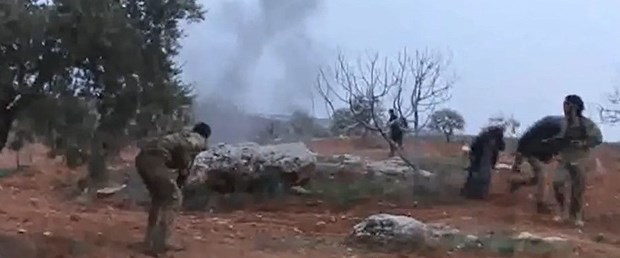 rusya uçak pilot el bombası050218.jpg
