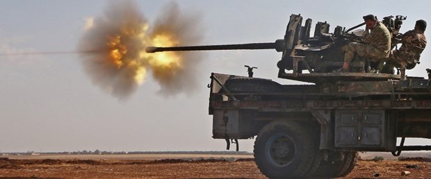 halep suriye bombardaman111016.jpg