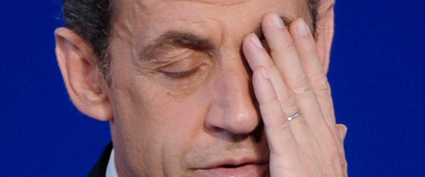 Sarkozy de dinleme kurbanı